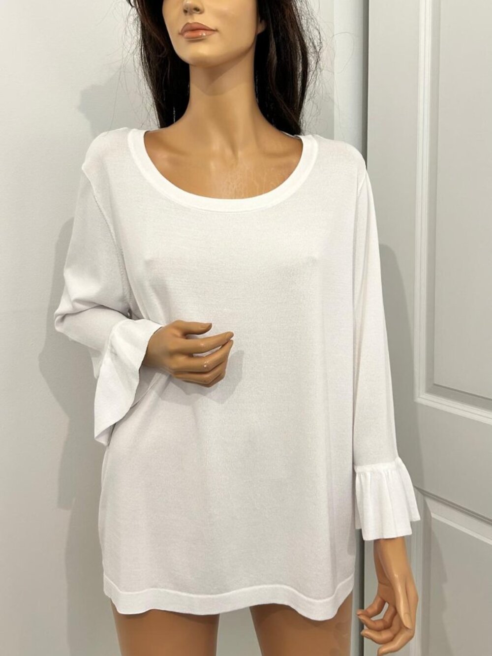 Investments White Knit Top XL NWT 3/4 Bell Flounce Ruffle Sleeve Scoop Neck.